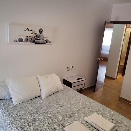 Apartamento Montserrat Almería Exterior foto